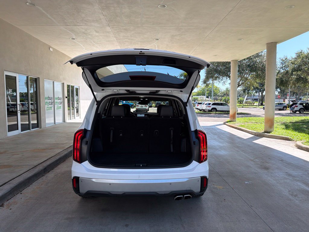 Used 2024 Kia Telluride S FWD image 40