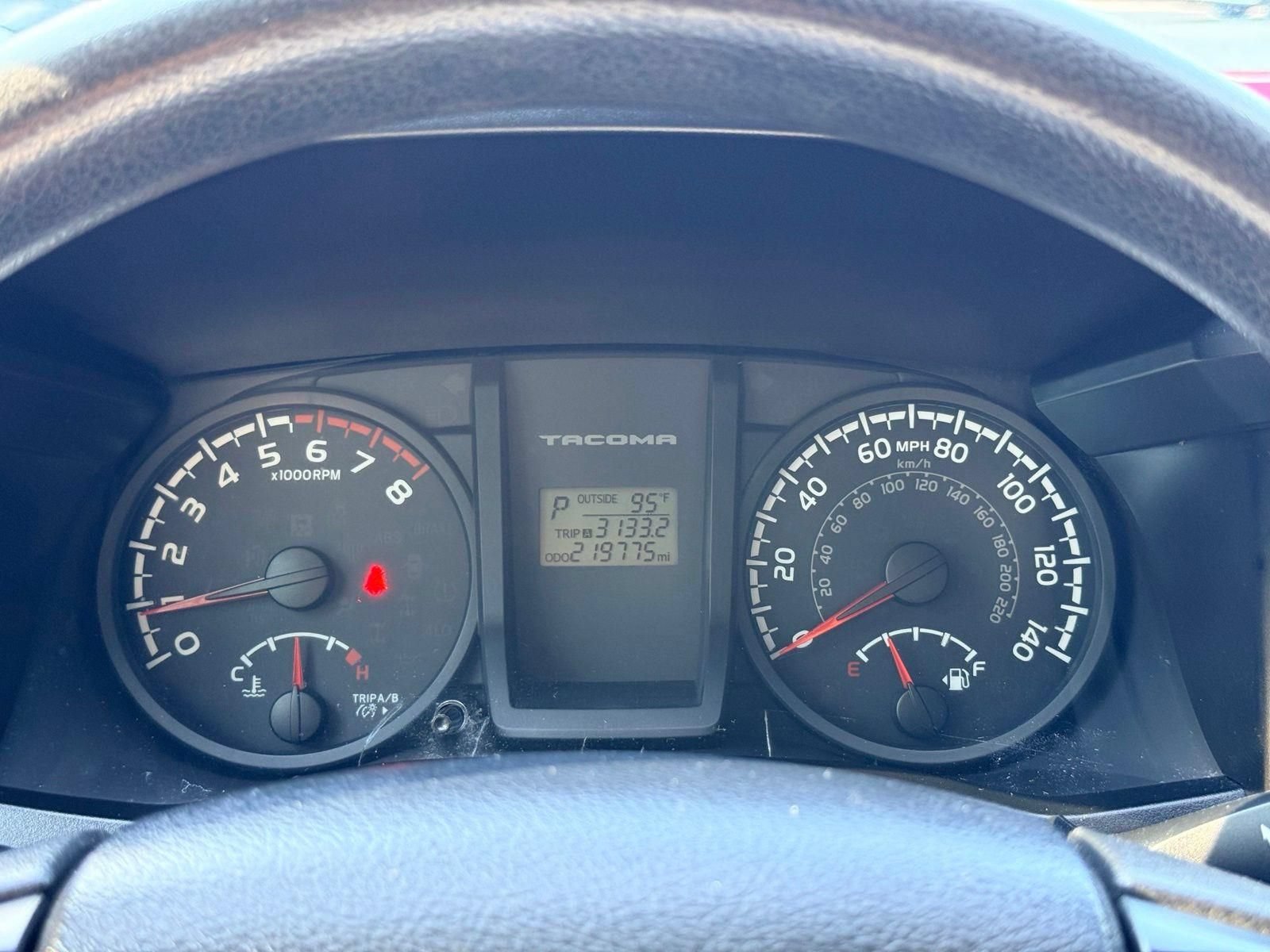 Used 2016 Toyota Tacoma SR AWD/4WD image 28