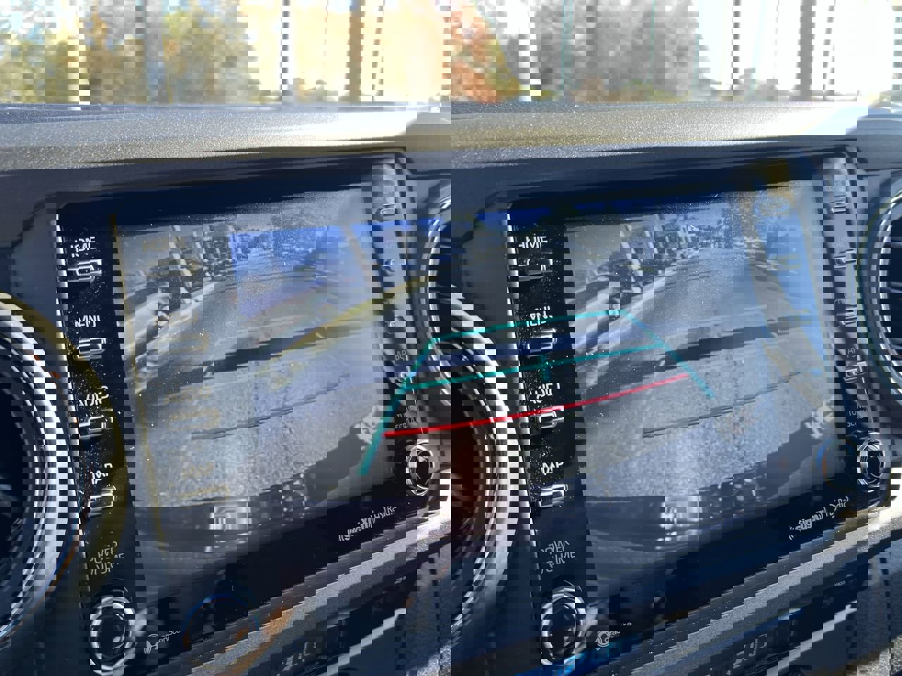 Used 2023 Toyota Tacoma TRD Off-Road image 25