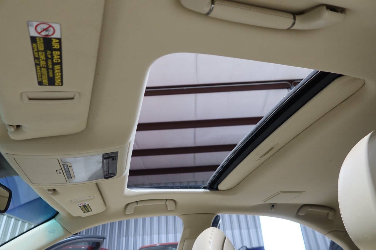 Used 2012 Lexus LS 460 w/ Comfort Pkg RWD image 25