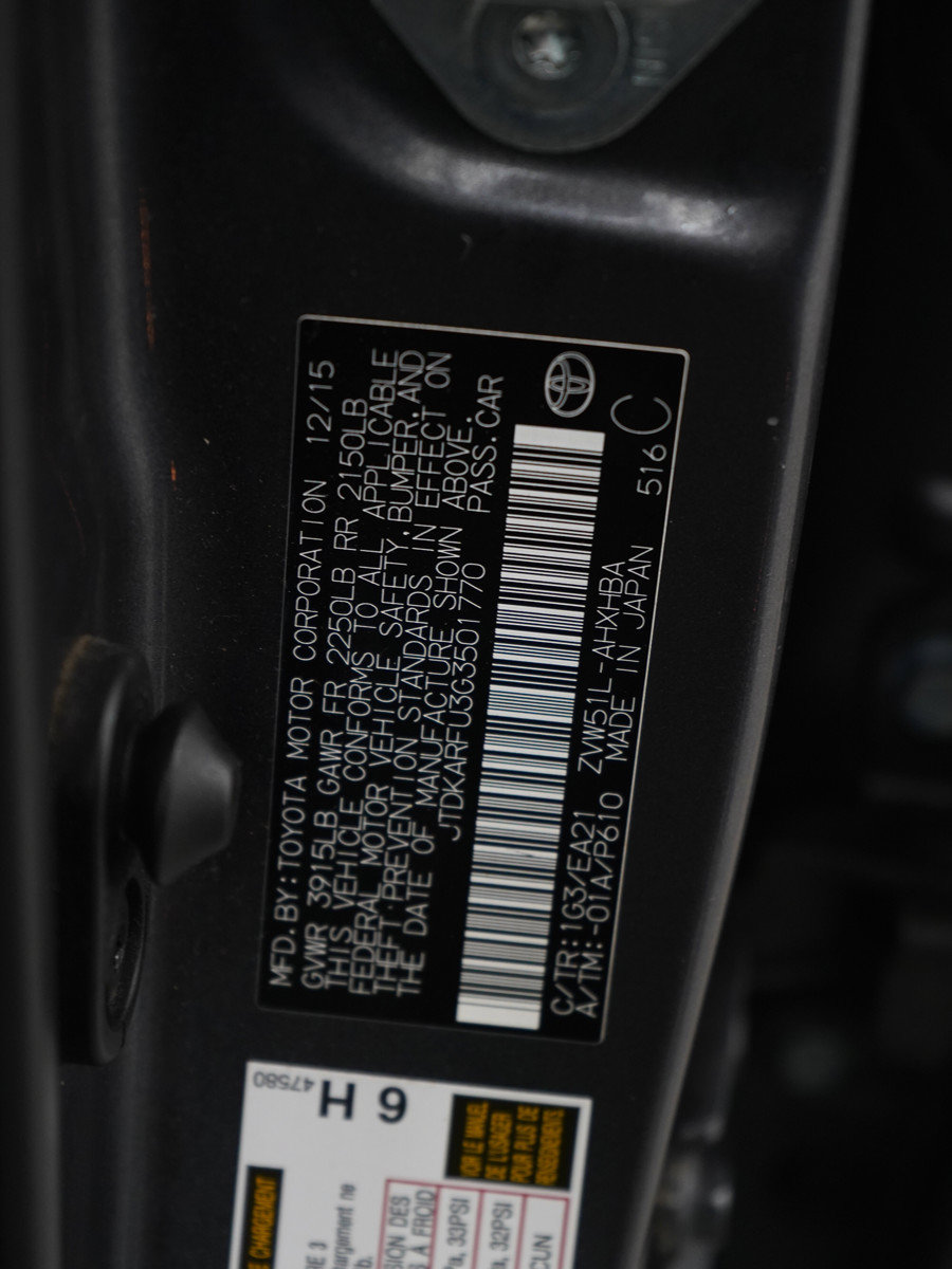Used 2016 Toyota Prius Four Touring FWD image 27