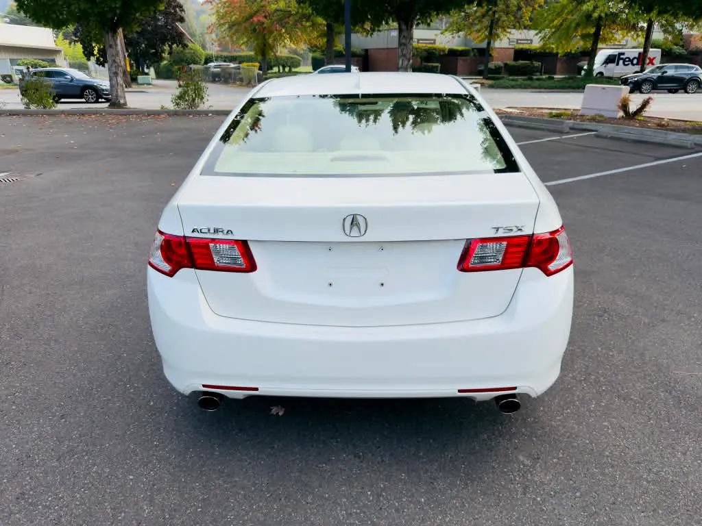 Used 2010 Acura TSX Sedan FWD image 4