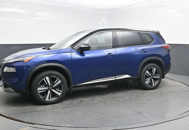 Used 2021 Nissan Rogue Platinum AWD/4WD image 3
