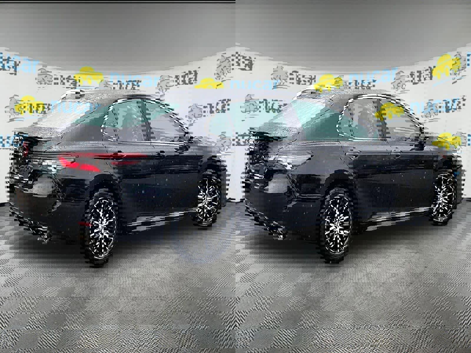 Certified 2023 Toyota Camry SE image 6