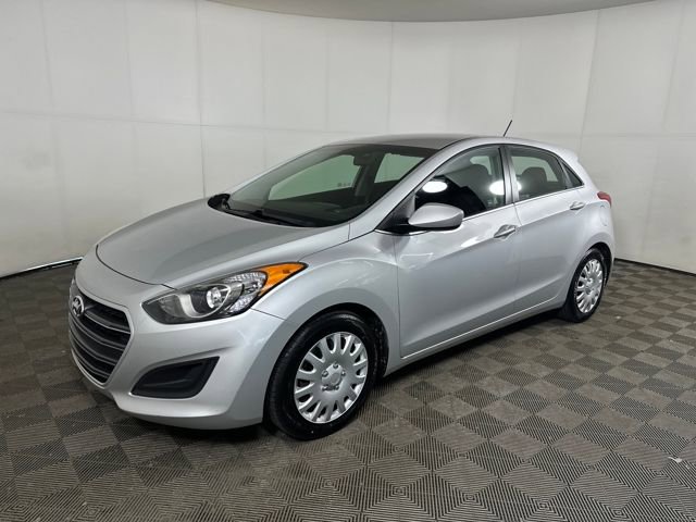 Used 2017 Hyundai Elantra GT image 7