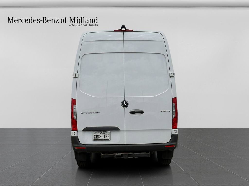 Used 2025 Mercedes-Benz Sprinter 2500 image 6