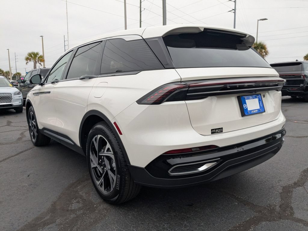New 2026 Lincoln Nautilus Premier w/ Equipment Group 102A AWD/4WD image 6