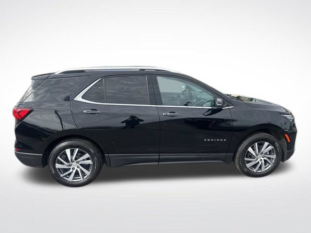 Used 2024 Chevrolet Equinox Premier AWD/4WD image 18