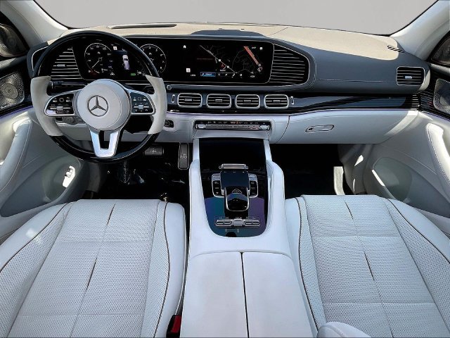 Used 2023 Mercedes-Benz Maybach GLS 600 4MATIC image 9