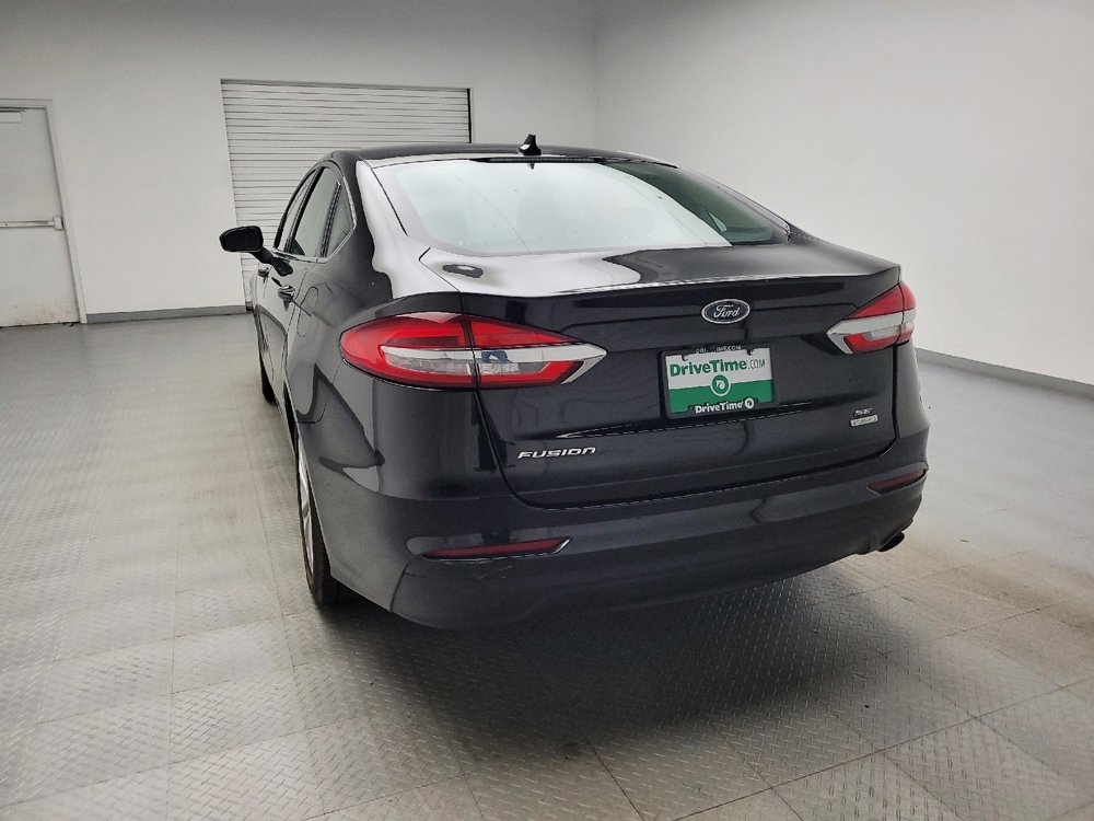 Used 2020 Ford Fusion SE FWD image 6
