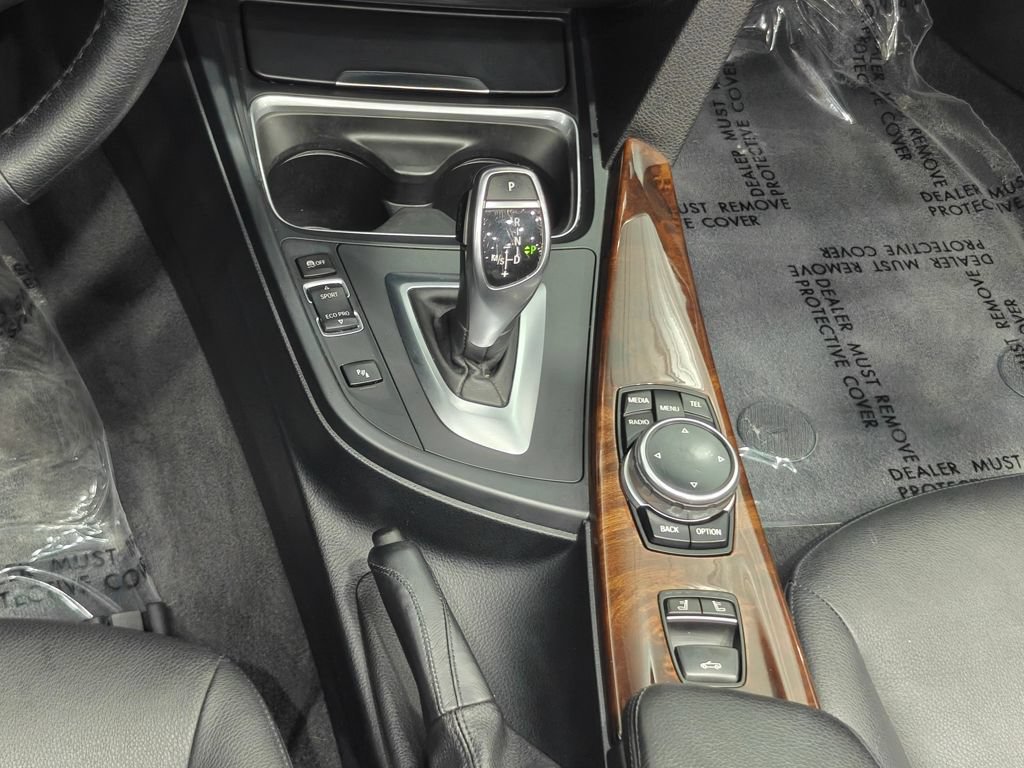 Used 2015 BMW 428i xDrive Convertible AWD/4WD image 9