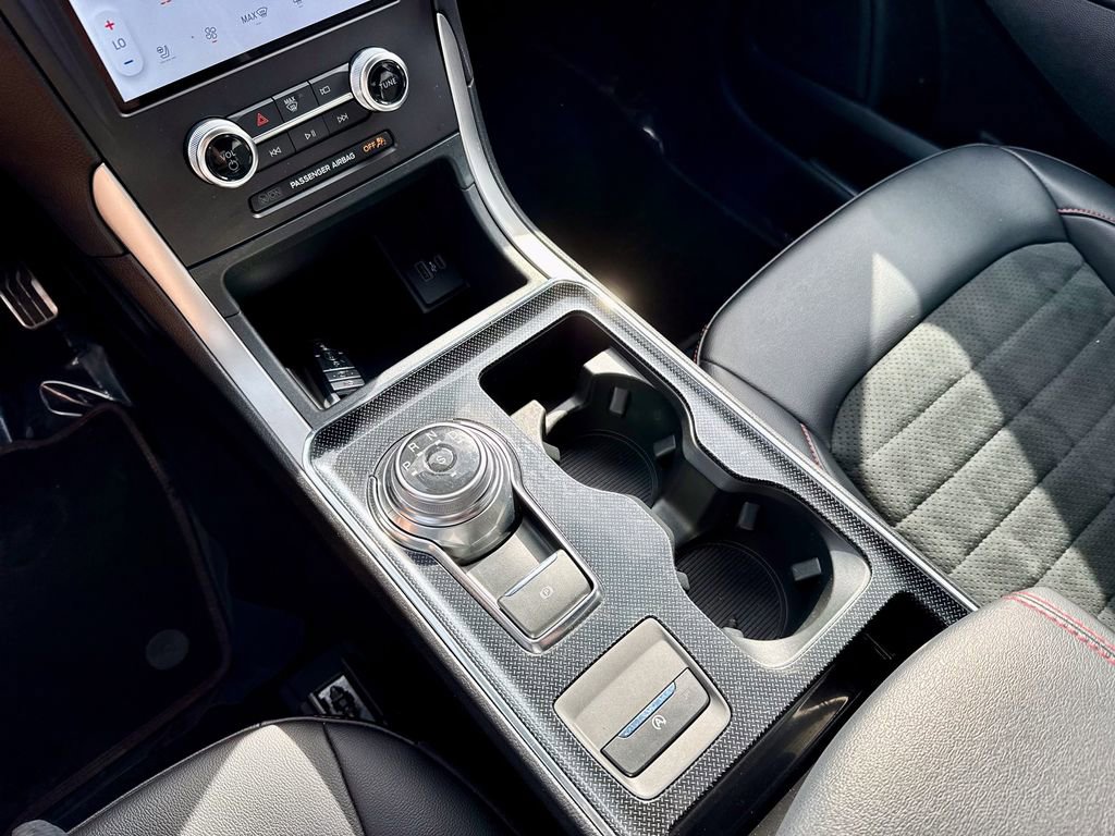 Certified 2021 Ford Edge ST-Line image 22