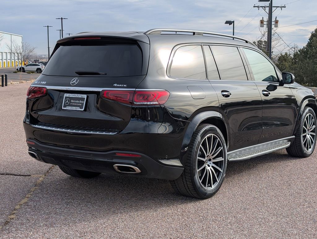 Used 2023 Mercedes-Benz GLS 580 4MATIC image 7