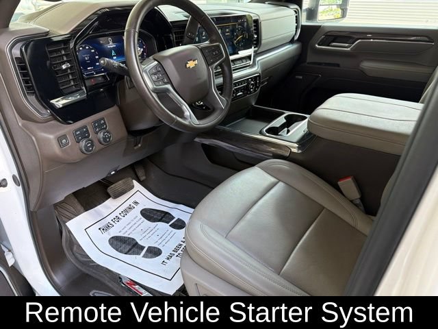 Used 2024 Chevrolet Silverado 2500 LTZ w/ LTZ Convenience Package AWD/4WD image 25