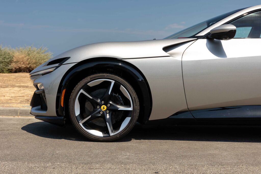 Certified 2025 Ferrari Purosangue image 8