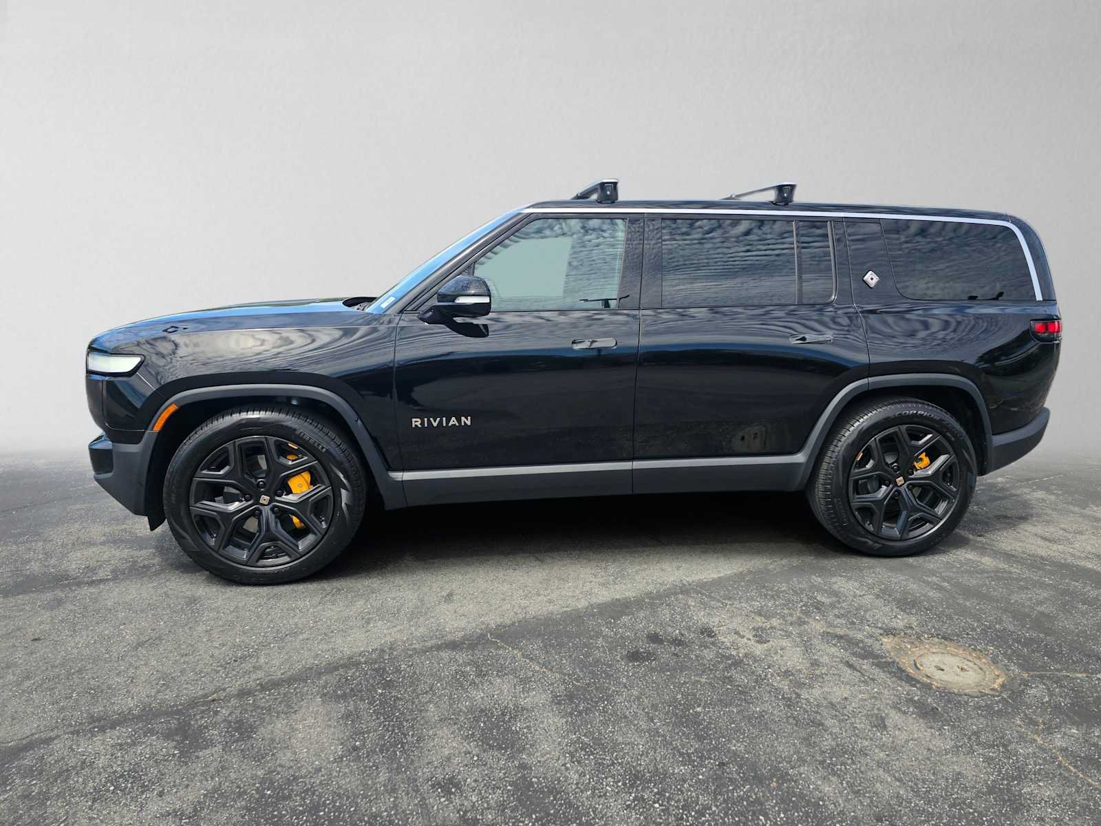 Used 2024 Rivian R1S Adventure AWD/4WD image 6