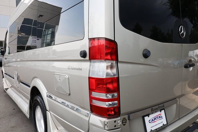 Used 2014 Mercedes-Benz Sprinter 3500 image 25