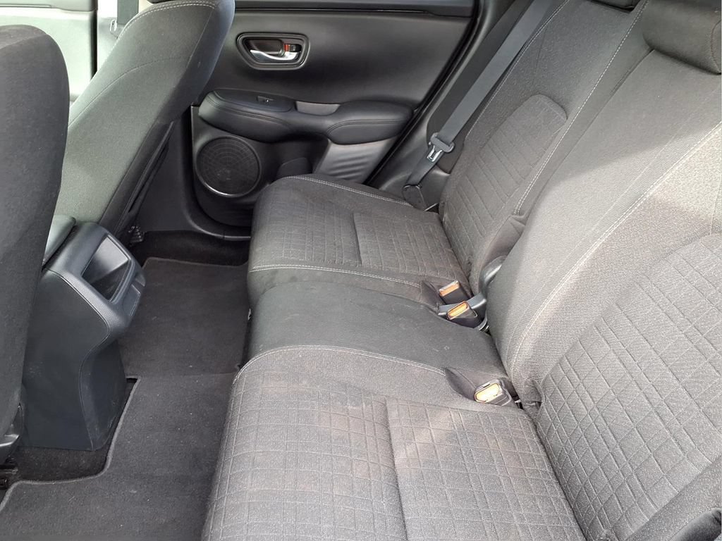 Certified 2025 Honda HR-V LX image 11