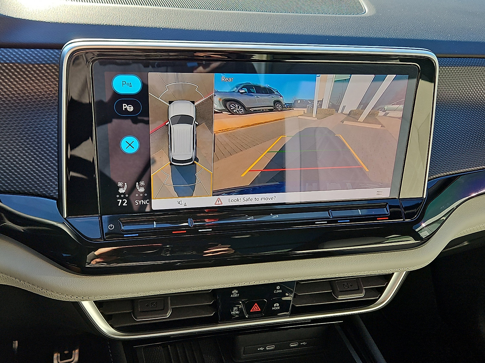 Used 2025 Volkswagen Atlas Cross Sport SEL Premium R-Line image 16