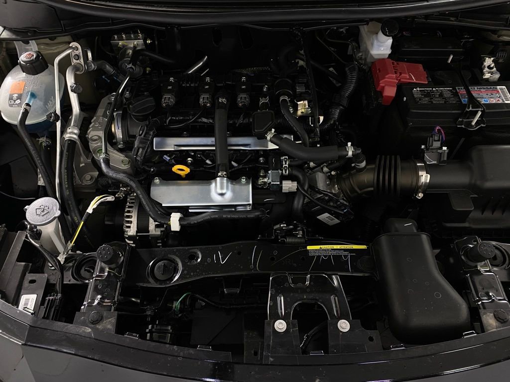 New 2025 Nissan Versa SR w/ Trunk Package image 10