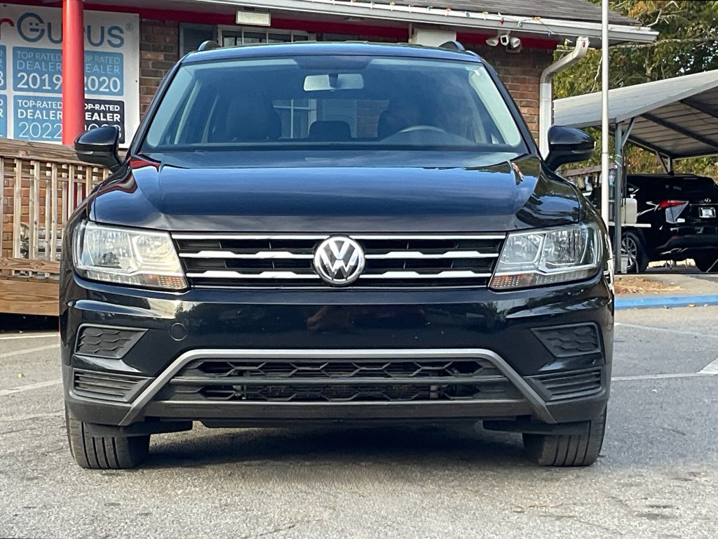 Used 2020 Volkswagen Tiguan S image 2