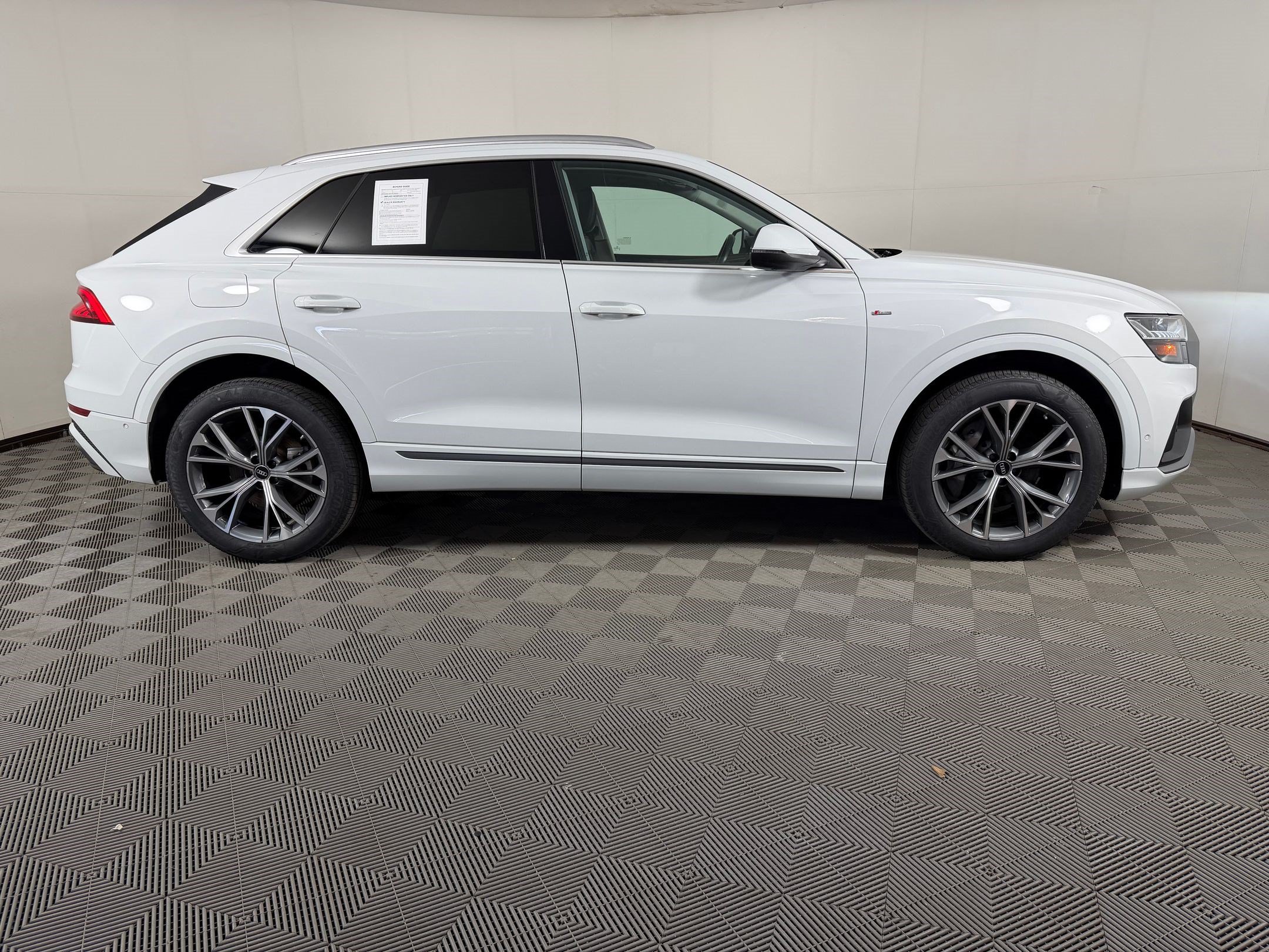 Certified 2023 Audi Q8 Premium Plus w/ Premium Plus Package AWD/4WD image 8