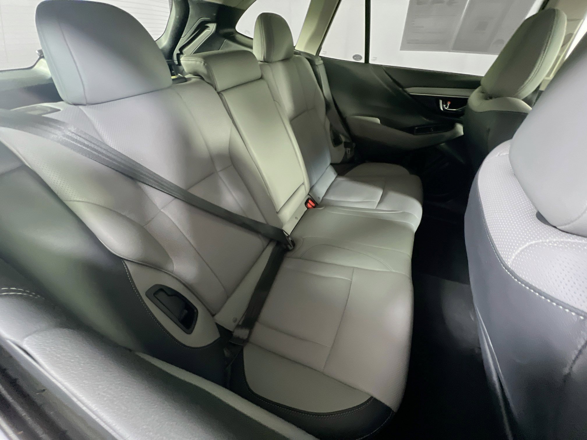 Used 2022 Subaru Outback Limited XT image 27