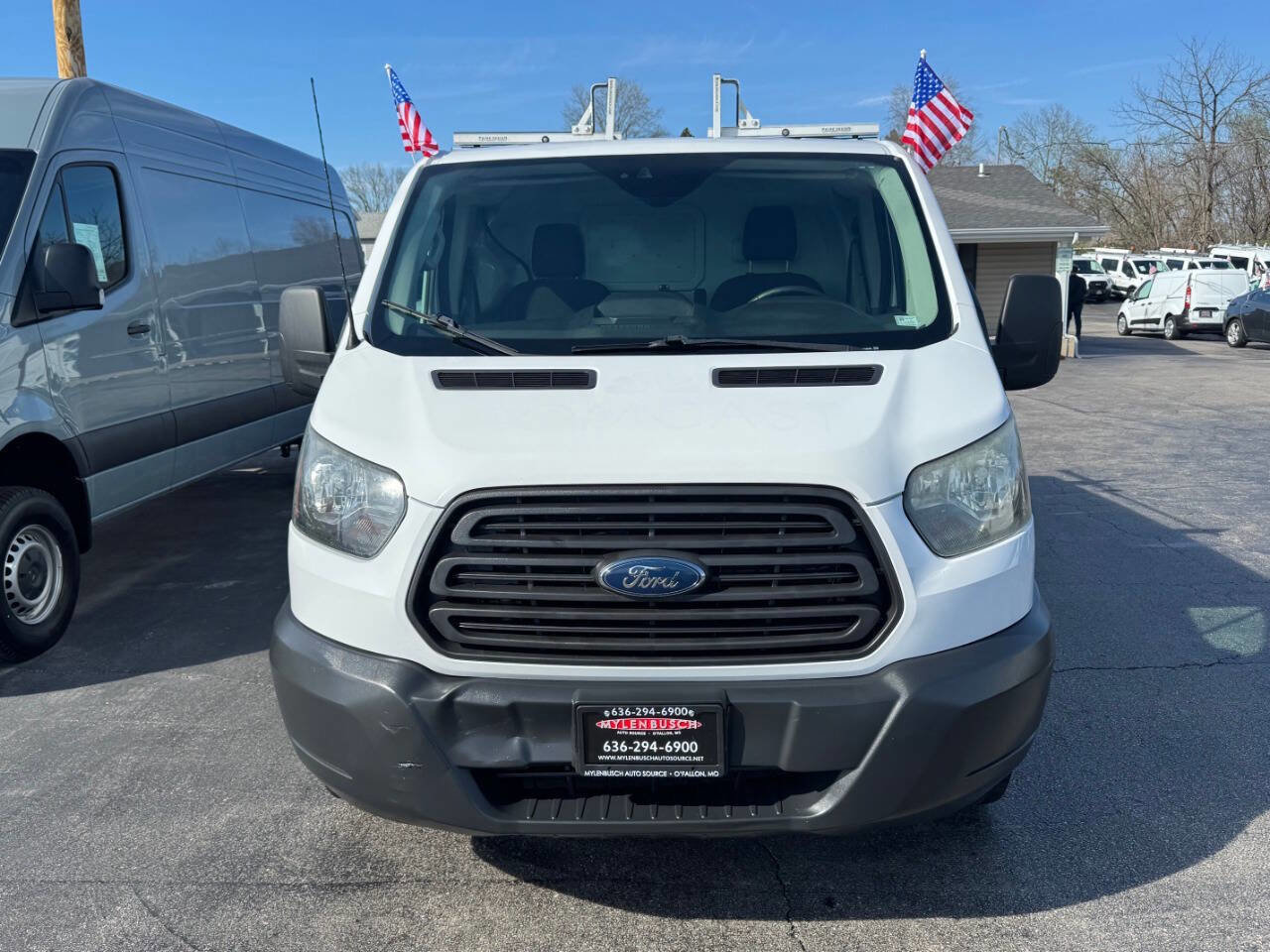 Used 2015 Ford Transit 250 130 Low Roof image 3