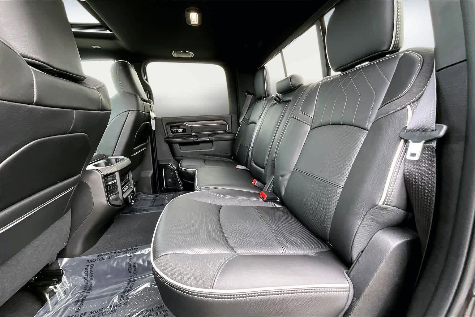 New 2026 RAM 3500 Limited AWD/4WD image 12
