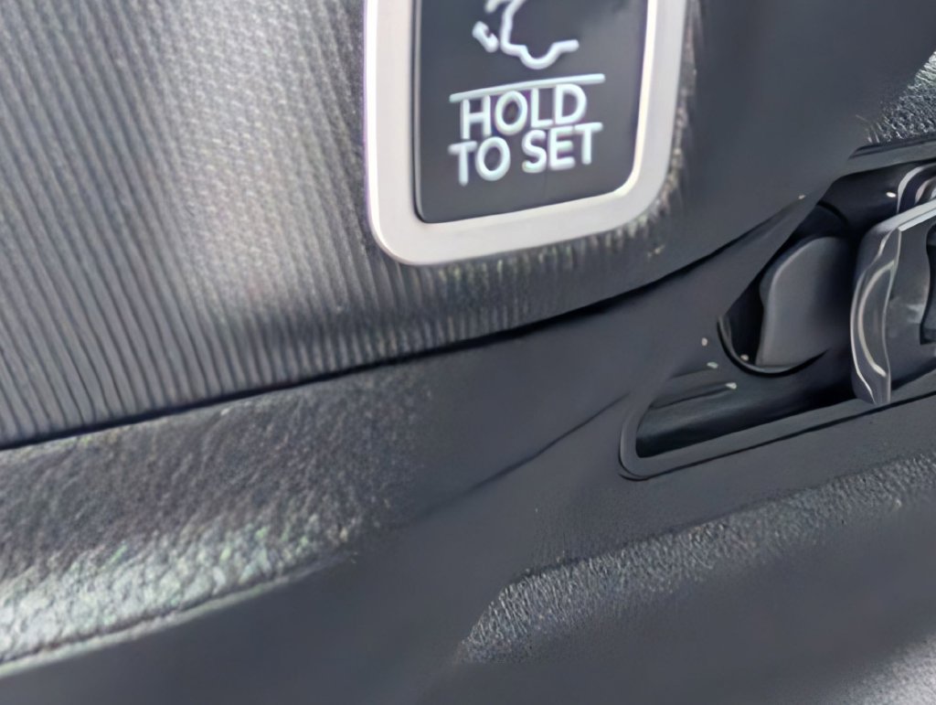 New 2026 Jeep Grand Cherokee Altitude RWD image 27