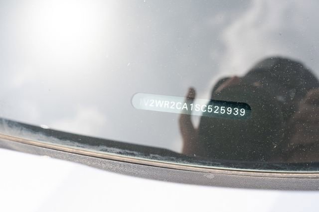 Certified 2025 Volkswagen Atlas SE FWD image 10