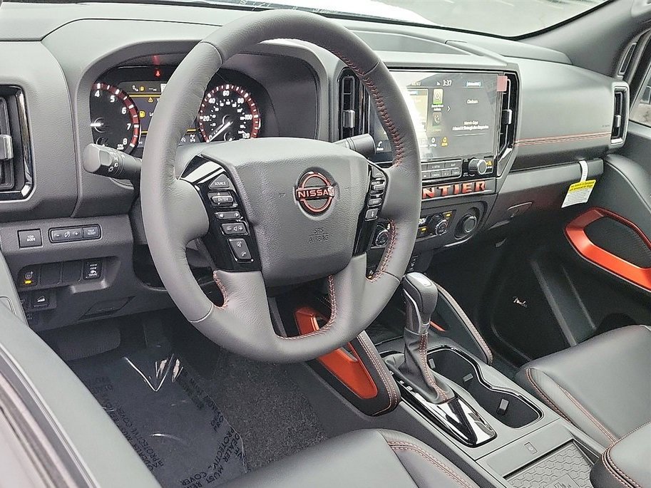 New 2025 Nissan Frontier PRO-4X w/ Pro Premium Package image 5