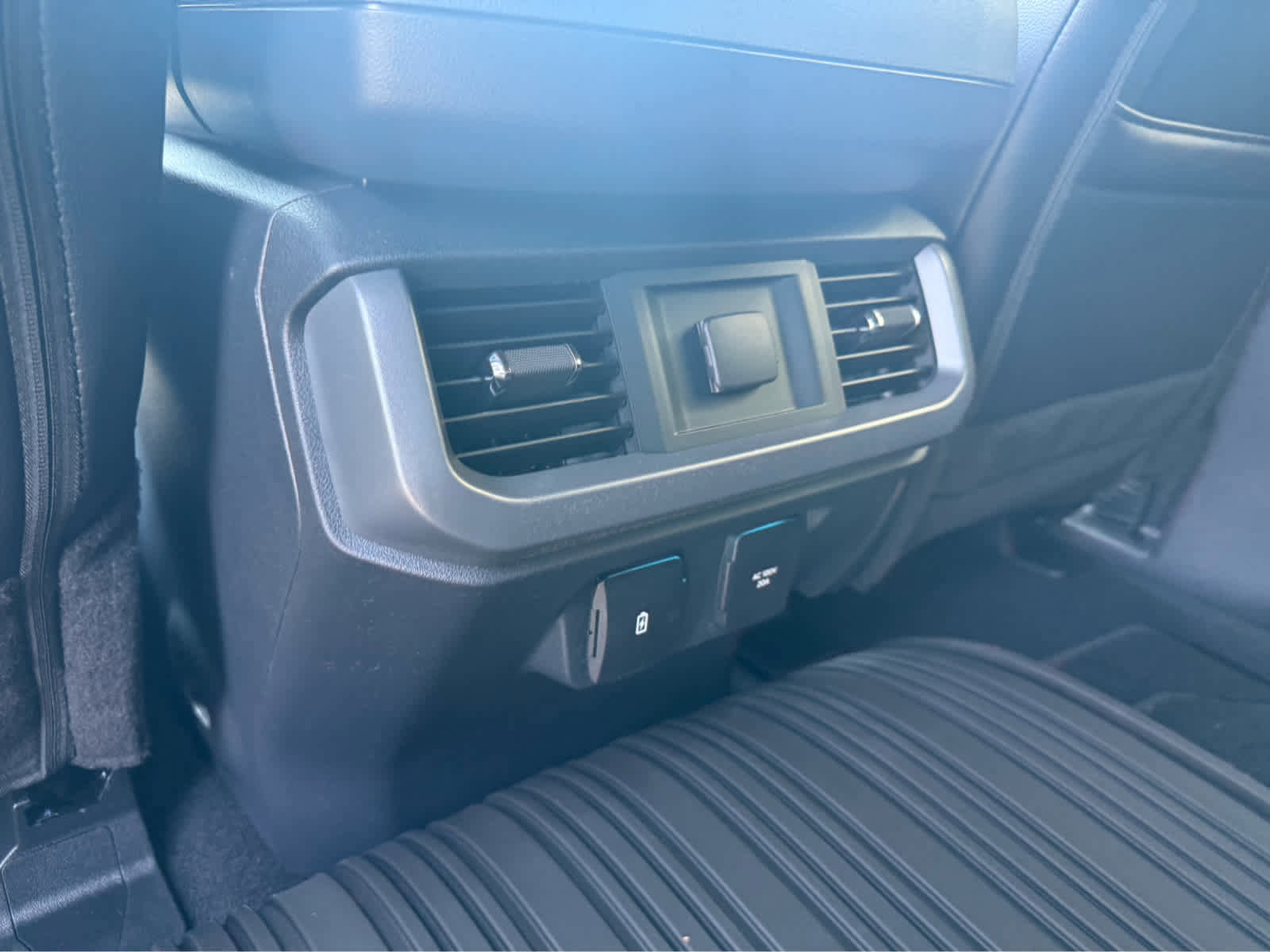 New 2025 Ford F150 Lariat w/ Equipment Group 501A Mid image 23