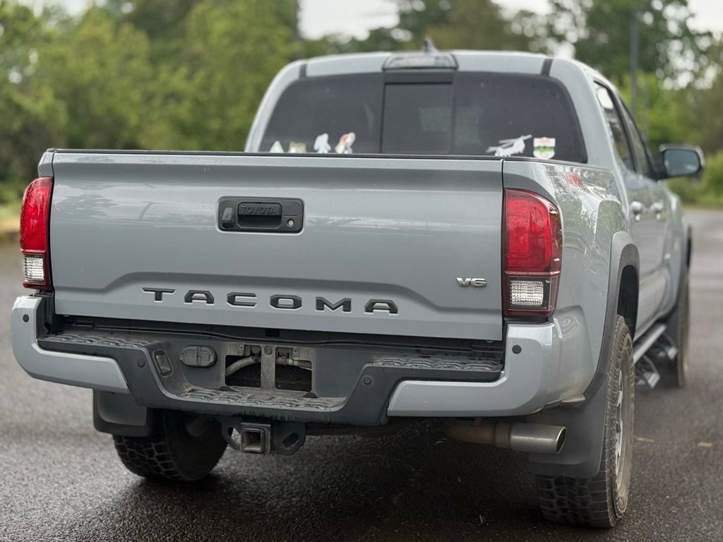 Used 2019 Toyota Tacoma TRD Off-Road w/ Technology Package AWD/4WD image 5