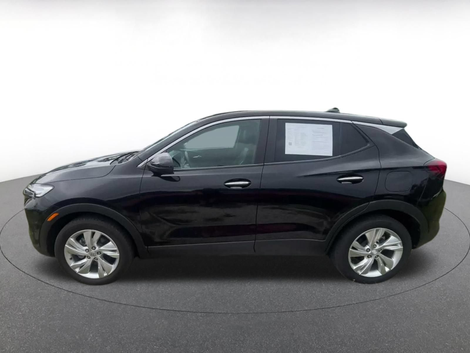 Used 2025 Buick Encore GX Preferred FWD image 9