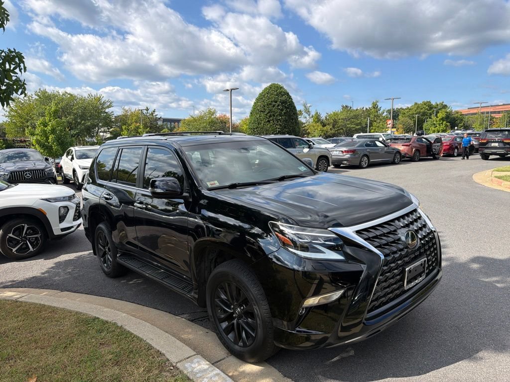 Used 2023 Lexus GX 460 Premium w/ Premium Package AWD/4WD image 3