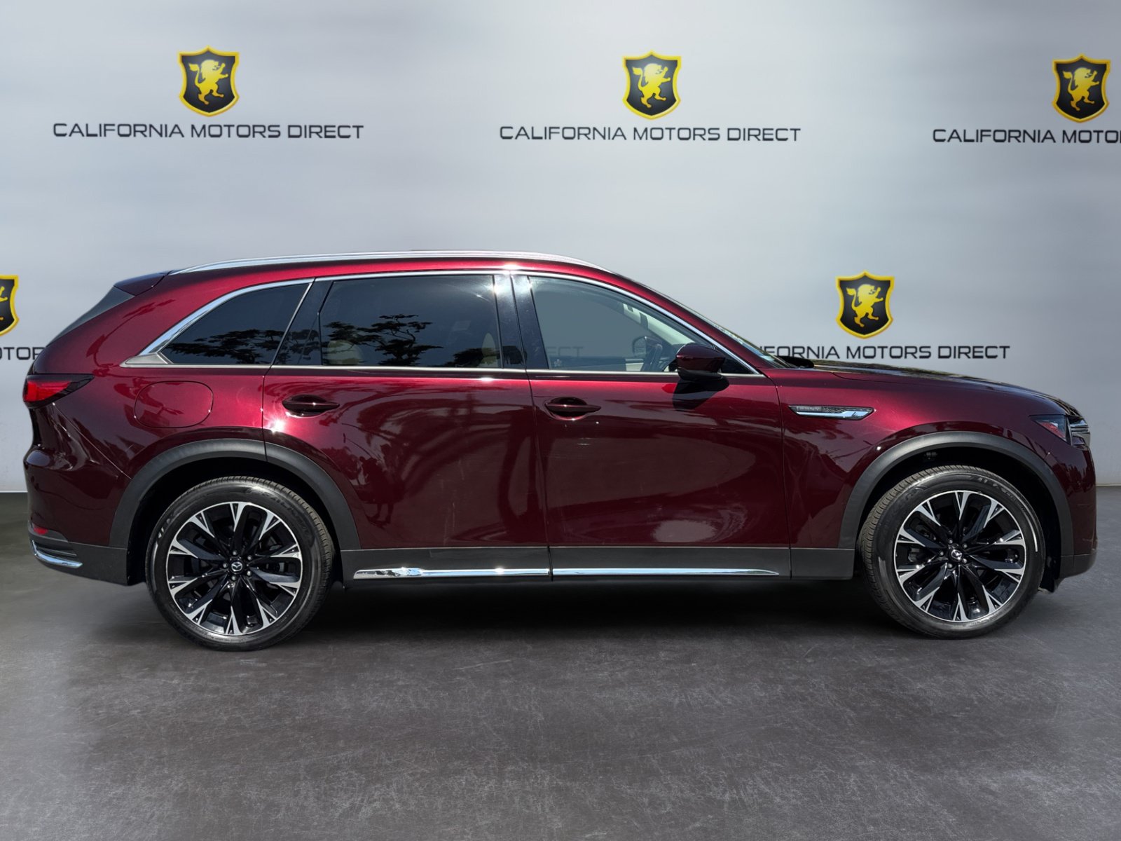 Used 2024 MAZDA CX-90 Plug-In Hybrid w/ Premium Plus AWD/4WD image 6