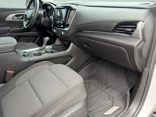 Used 2020 Chevrolet Traverse LS w/ LPO, Blackout Package FWD image 12