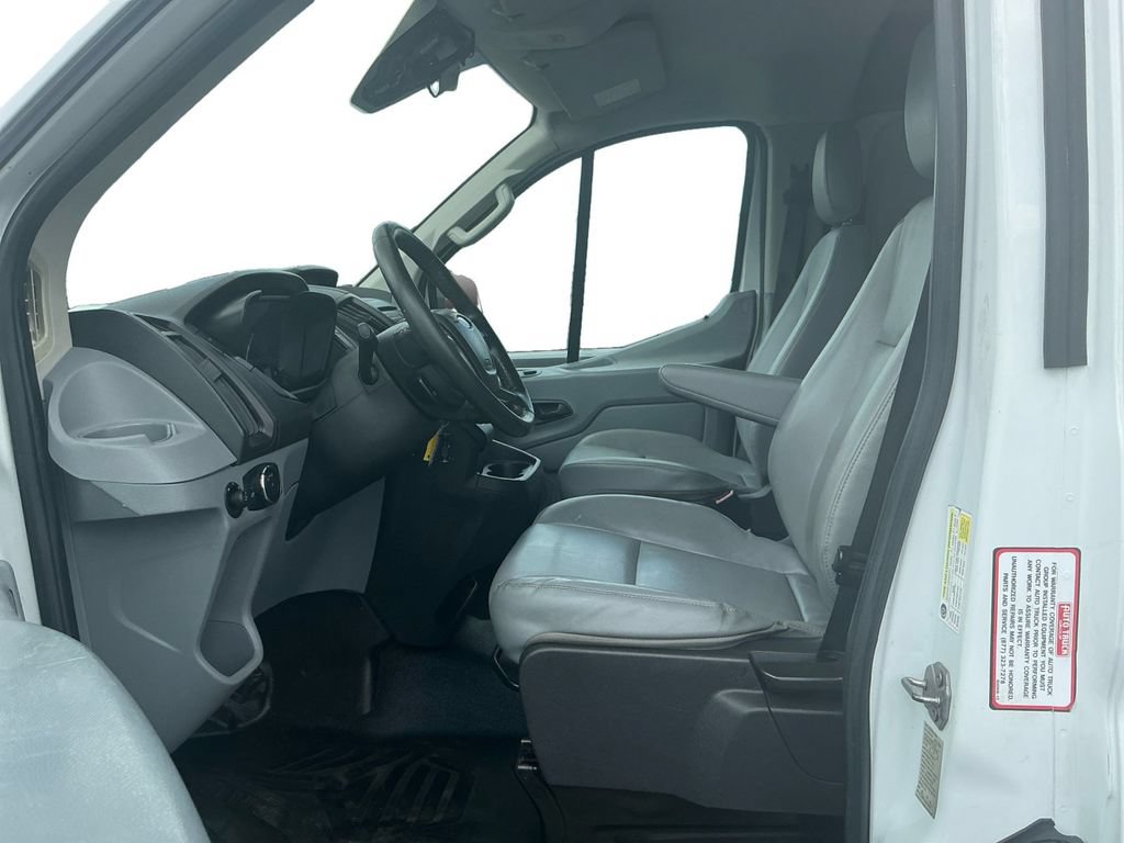 Used 2016 Ford Transit 250 130 Low Roof RWD image 14