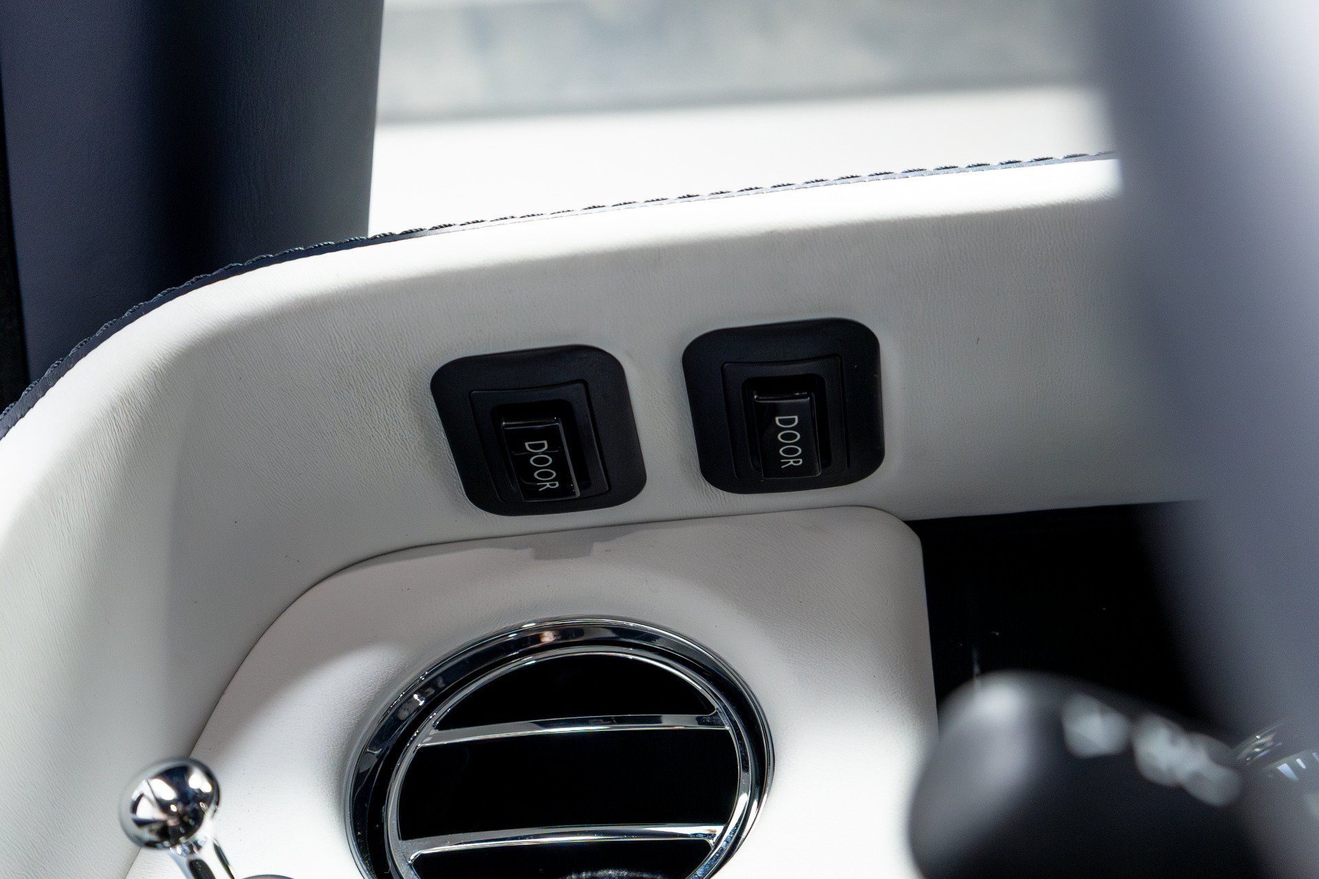 Used 2021 Rolls-Royce Phantom Sedan RWD image 80