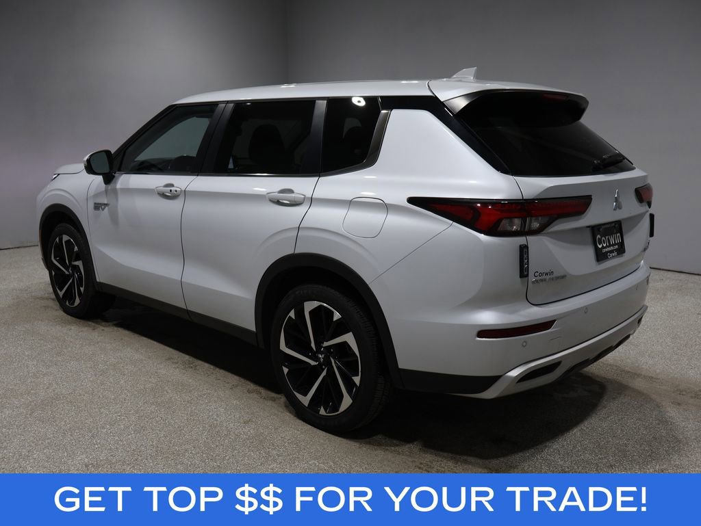 Used 2024 Mitsubishi Outlander SE image 4