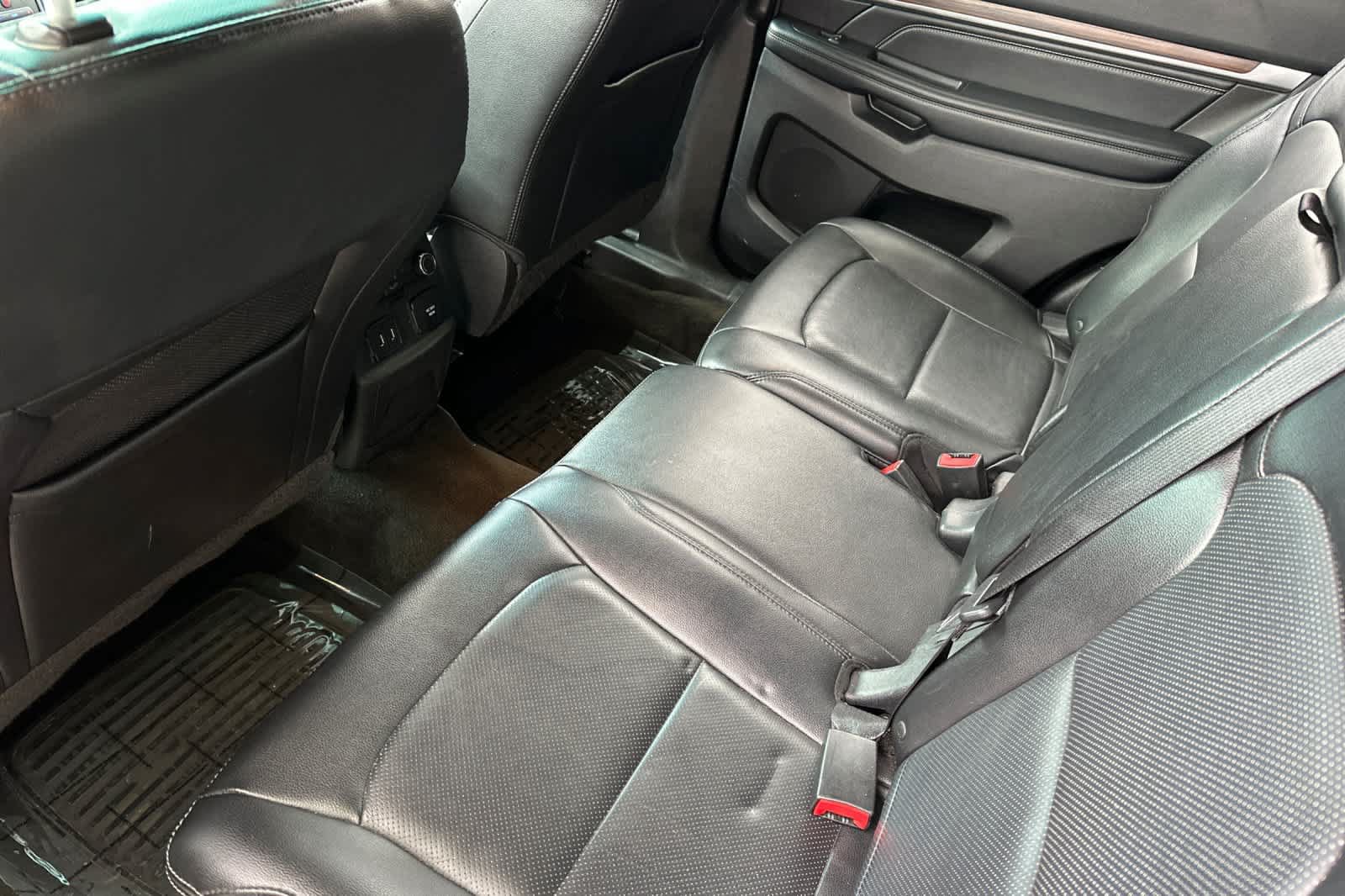 Used 2016 Ford Explorer Limited AWD/4WD image 4