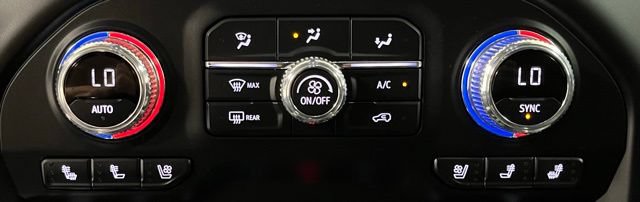 Used 2022 GMC Sierra 3500 Denali w/ Denali Ultimate Package AWD/4WD image 38