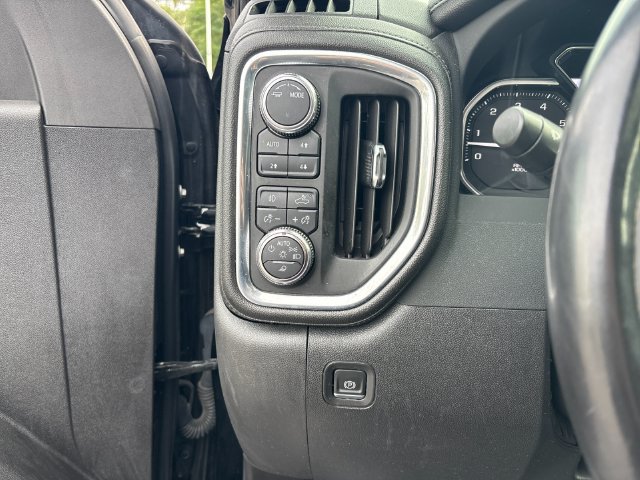 Used 2022 GMC Sierra 1500 Denali w/ Denali Premium Package AWD/4WD image 31