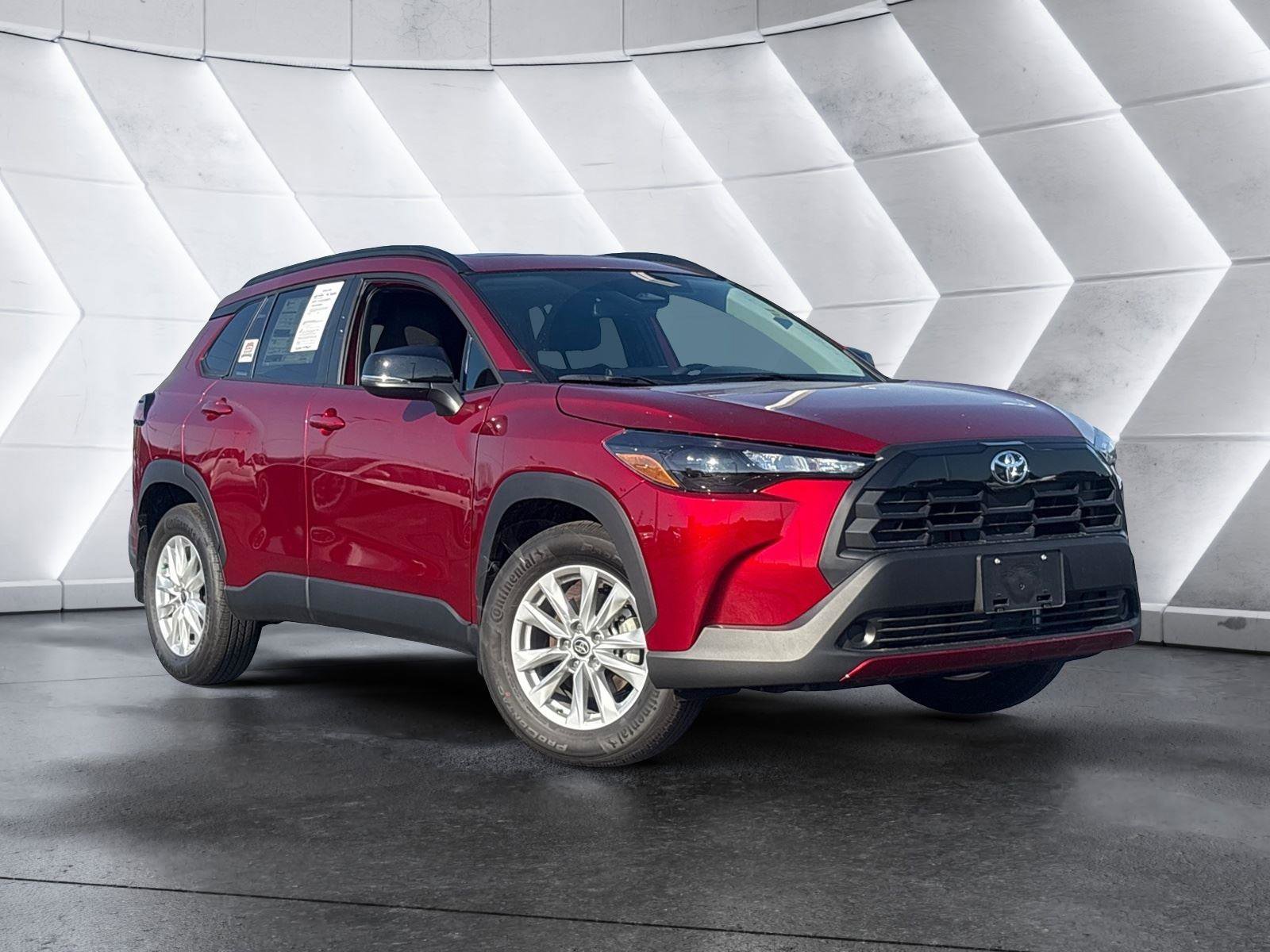 Used 2026 Toyota Corolla Cross LE w/ Moonroof Package AWD/4WD image 1