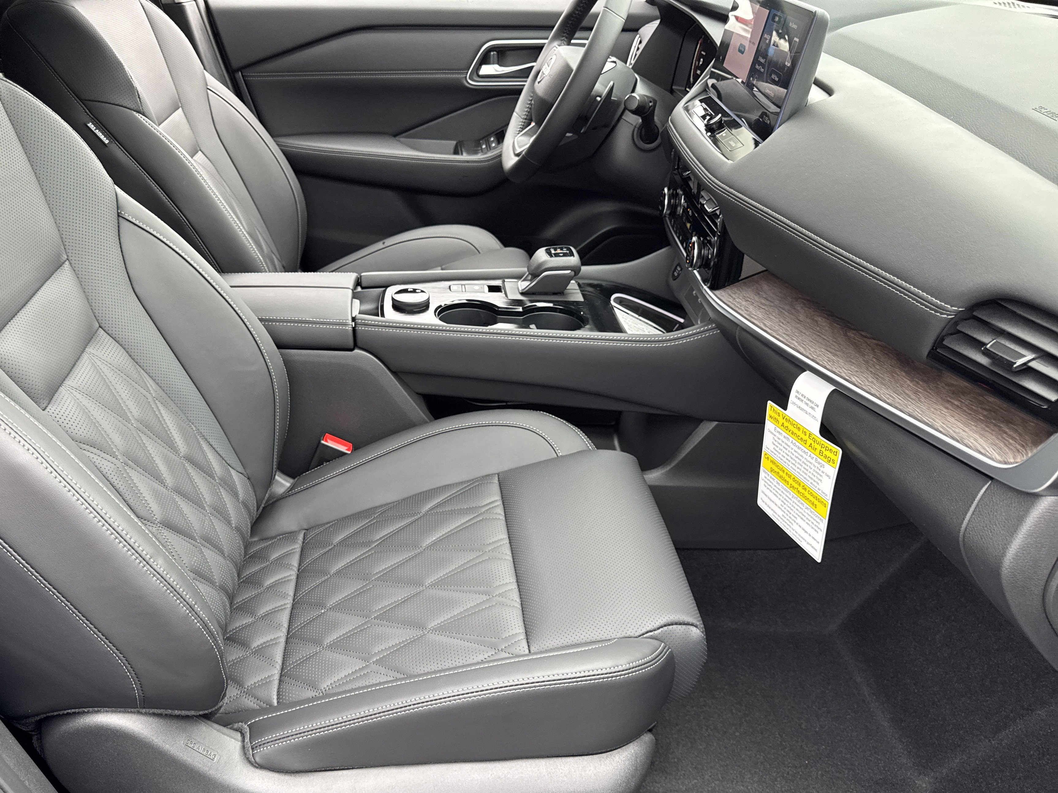 New 2026 Nissan Rogue Platinum w/ Platinum Premium Package AWD/4WD image 21