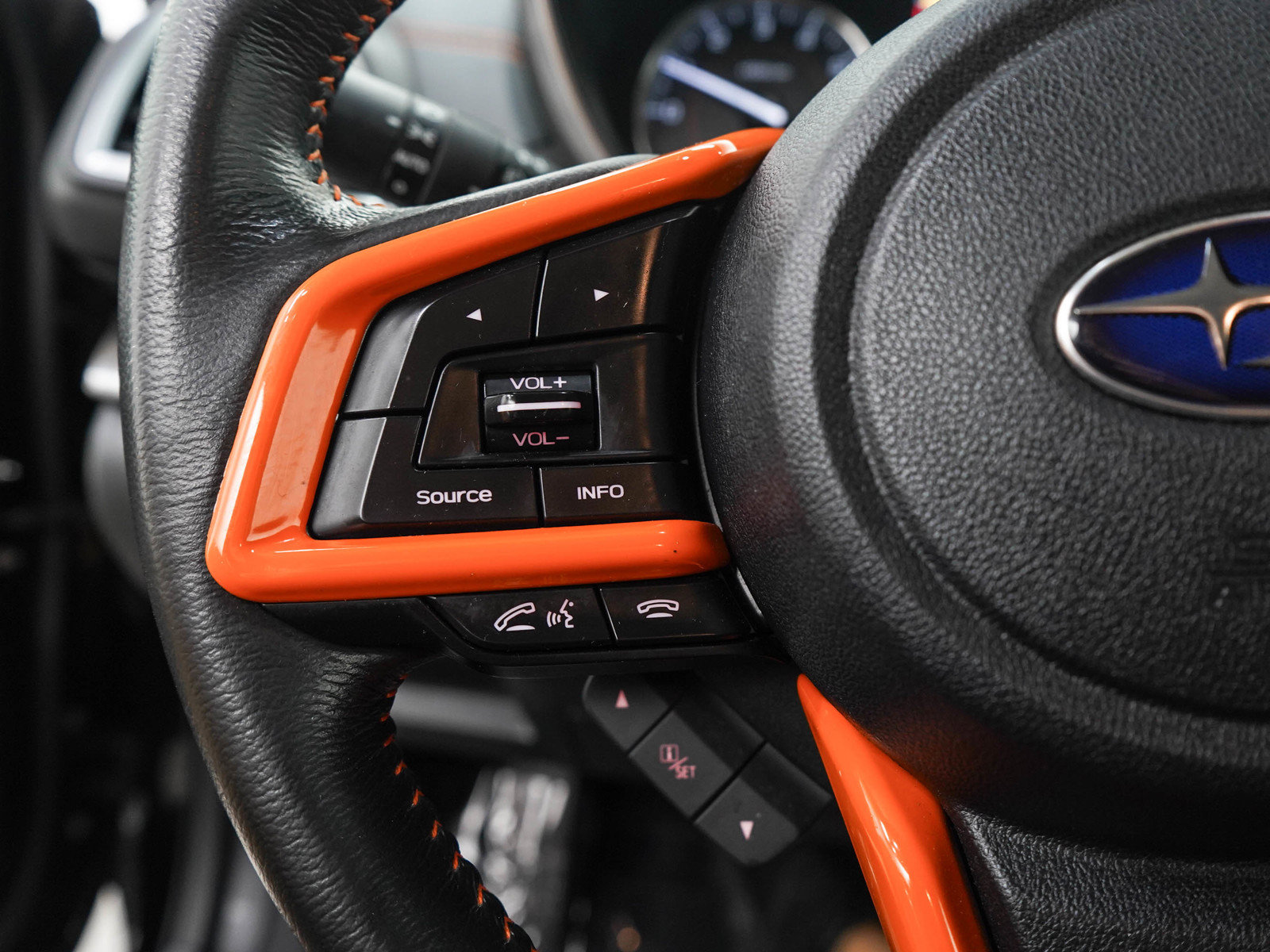 Used 2023 Subaru Crosstrek 2.5i Limited AWD/4WD image 25