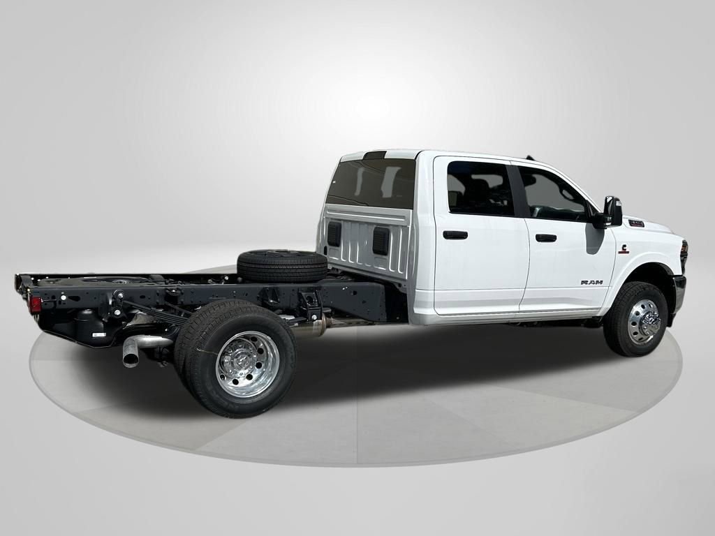New 2025 RAM 3500 Big Horn image 7