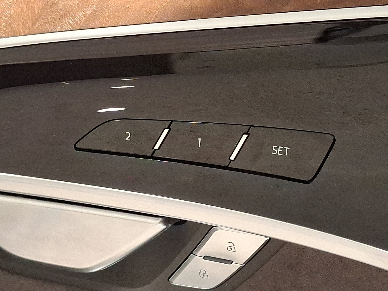 Used 2022 Audi A8 L 3.0T w/ Executive Package image 24