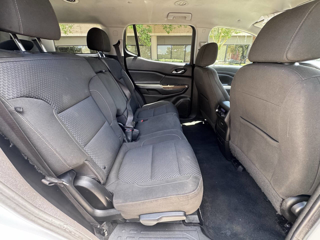 Used 2020 GMC Acadia SLE image 19